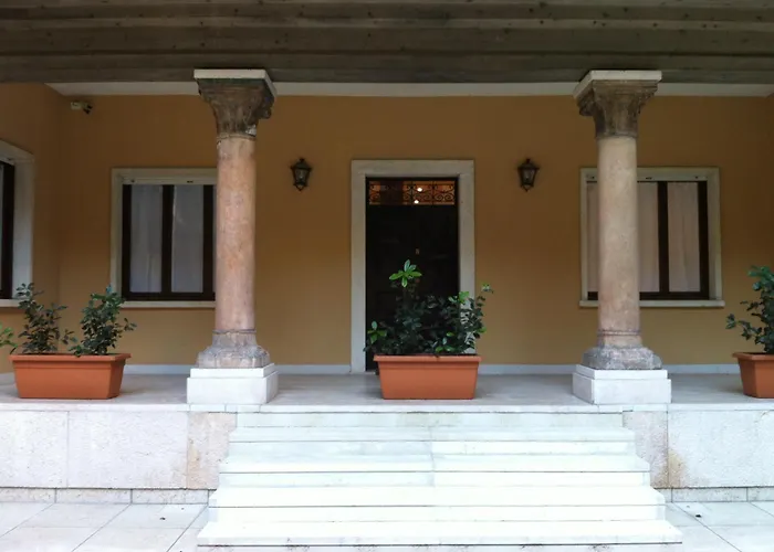 Romeo Design Rooms Verona